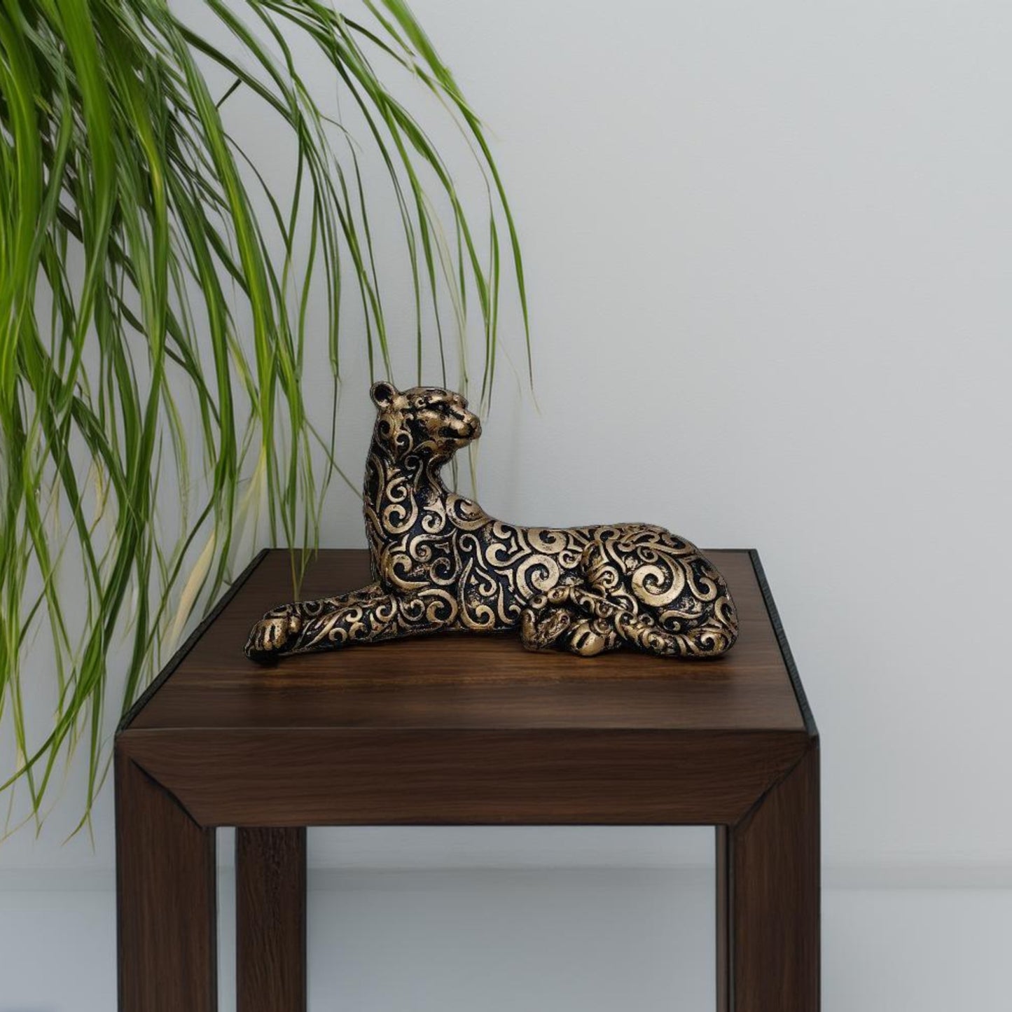 Antique Golden Panther Lying Royalty Sculpture | EnamorarDecor