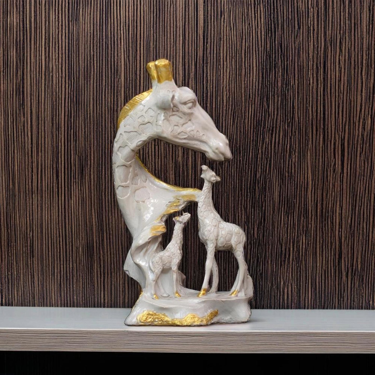 Giraffe Face With Family Antique Sculpture (White) | EnamorarDecor