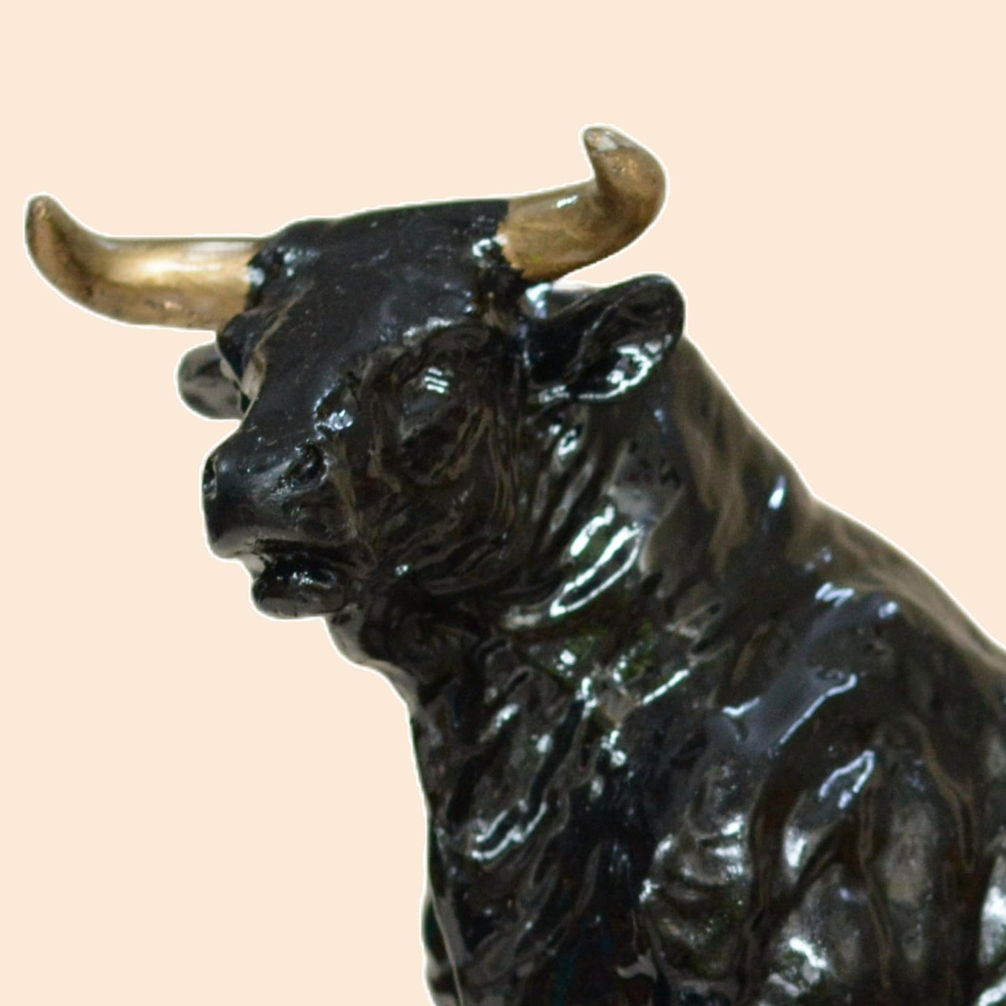 Stock Market Bull Antique Sculpture (Black) | EnamorarDecor