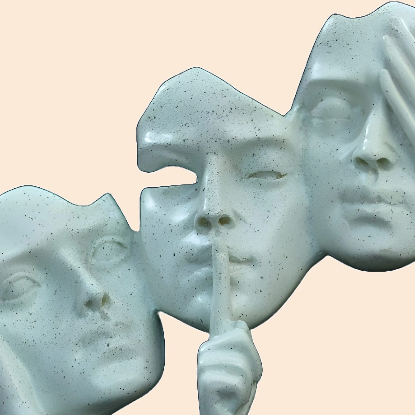 3 Lady Faces Antique Sculpture (Whitish) | EnamorarDecor