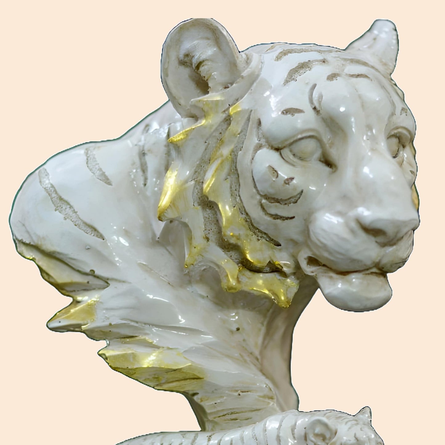 Tiger Face With Standing Tiger Sculpture (White) | EnamorarDecor