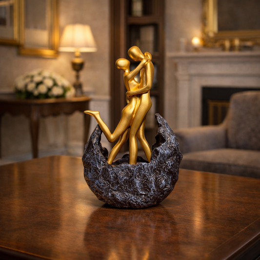 Luxury Golden & Black Moon Couple Sculpture | EnamorarDecor