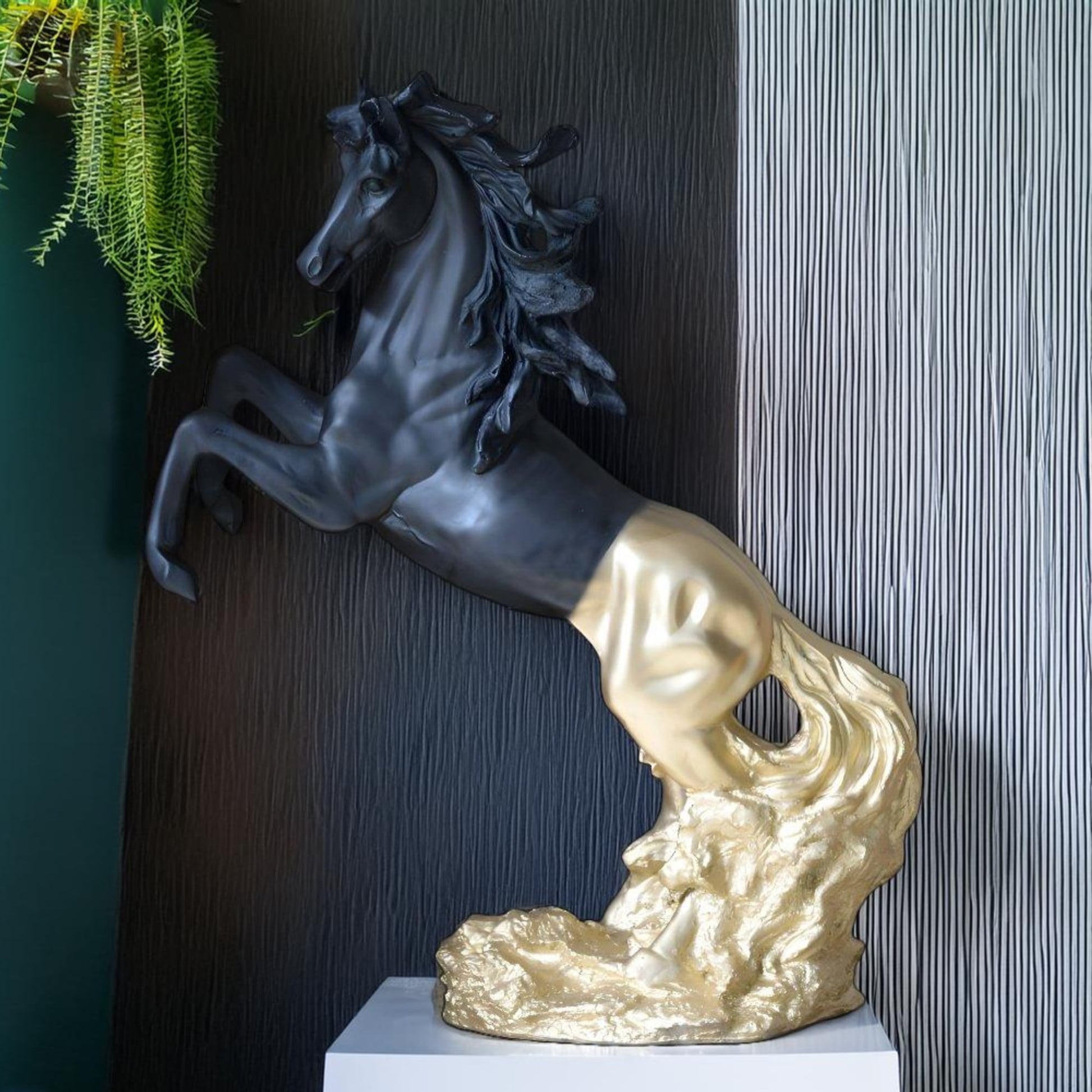 Big Horse Standing on Hind Legs Sculpture (Black) | EnamorarDecor