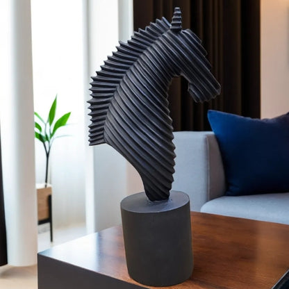 Black Ribbed Resin Horse Statue | EnamorarDecor