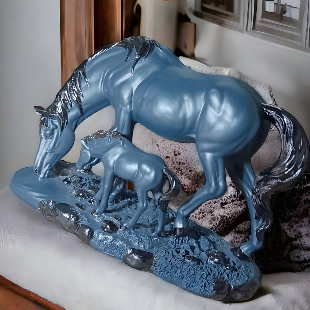 Antique Mother & Baby Horses Drinking Water Sculptures | EnamorarDecor